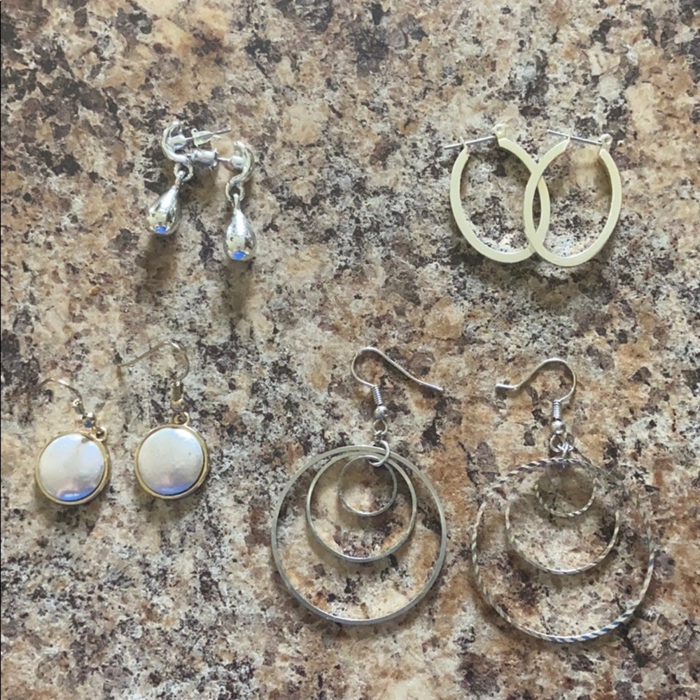 Silver earring lot